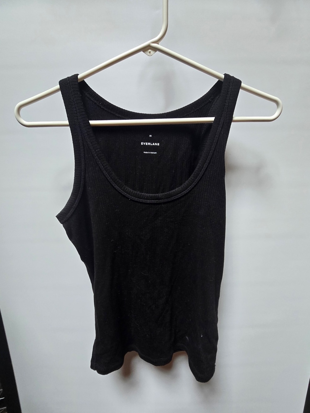 Everlane Black Ribbed Scoop Tank